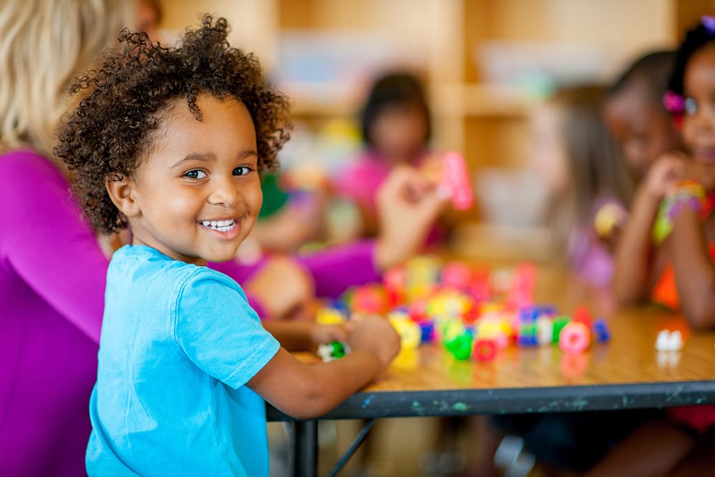 Preciso colocar meu filho na escolinha: como escolher a melhor?